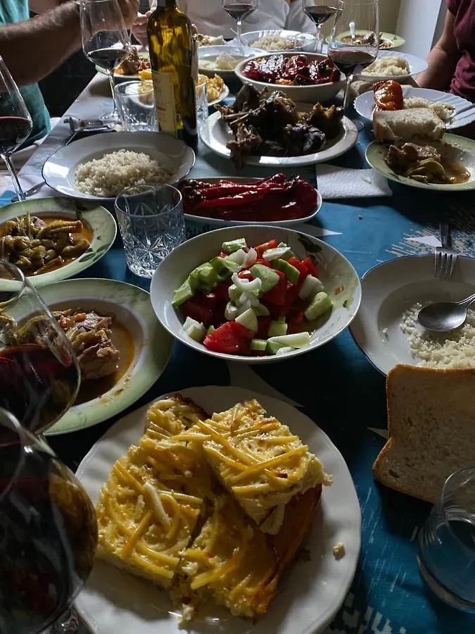Vita Guesthouse Bajram Curri 0*,